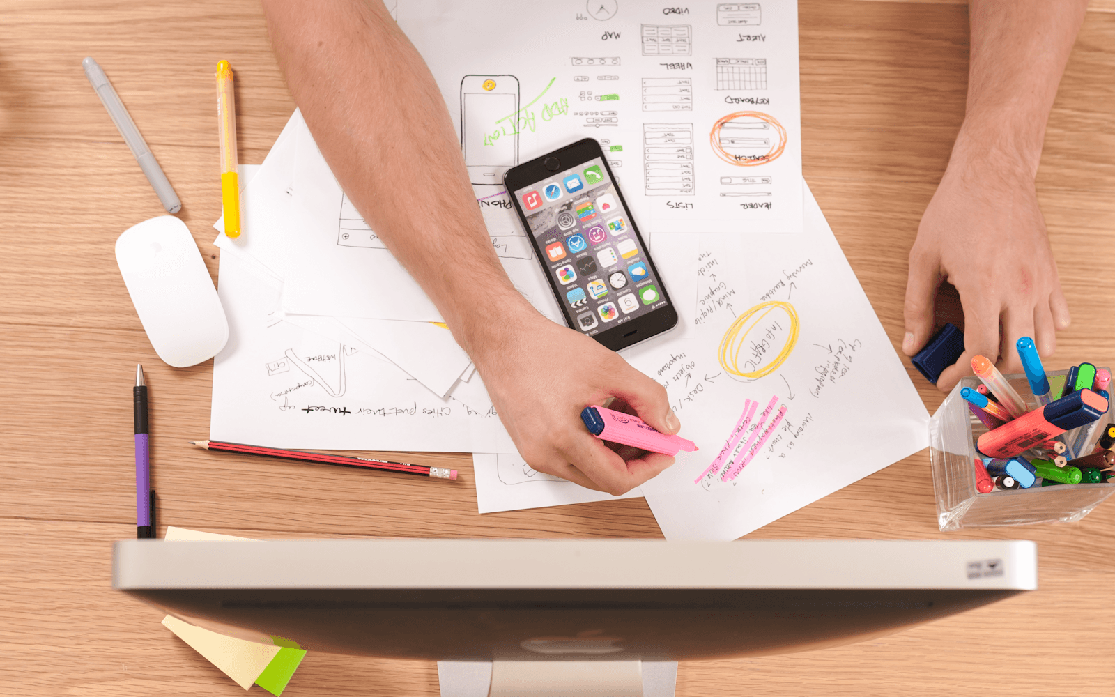 SEO and content distribution workflow showing on-page optimization checks and channel publishing tracker